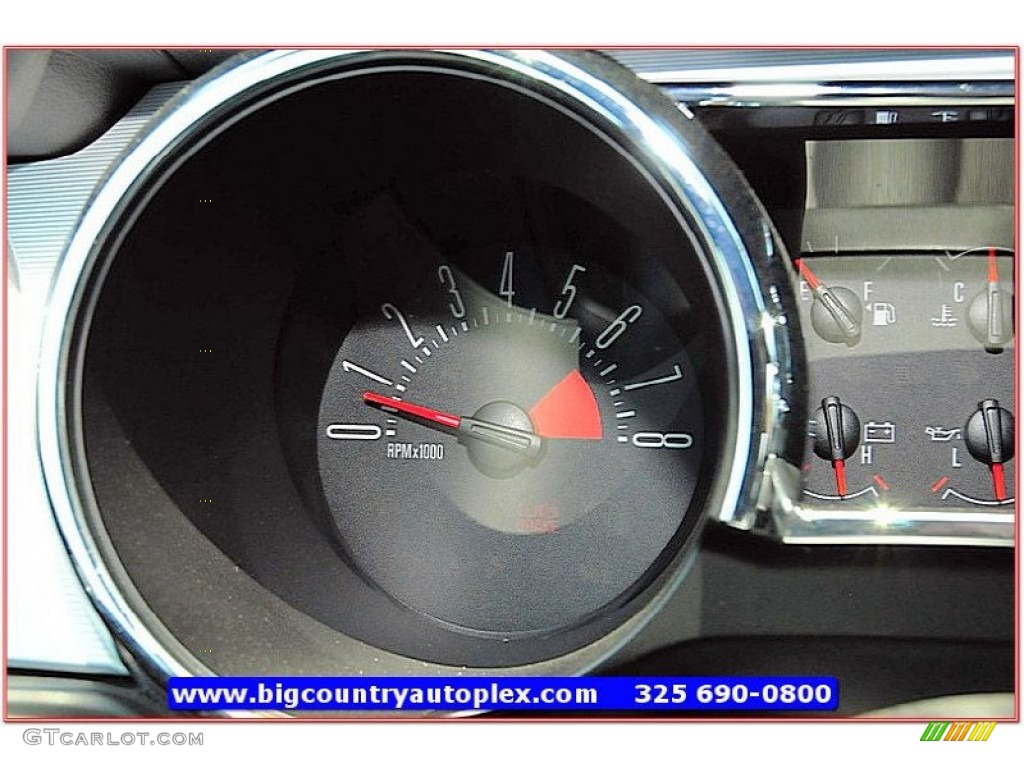 2006 Mustang GT Premium Coupe - Redfire Metallic / Dark Charcoal photo #34