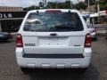 Oxford White - Escape XLS 4WD Photo No. 8
