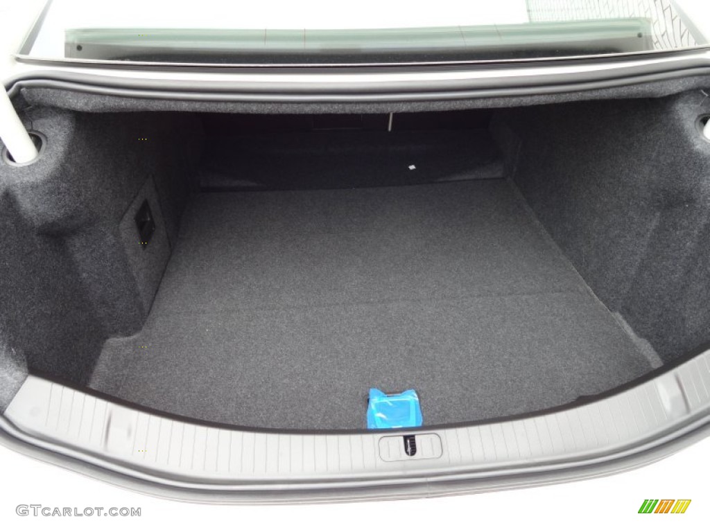 2013 Cadillac XTS Premium AWD Trunk Photo #67862900