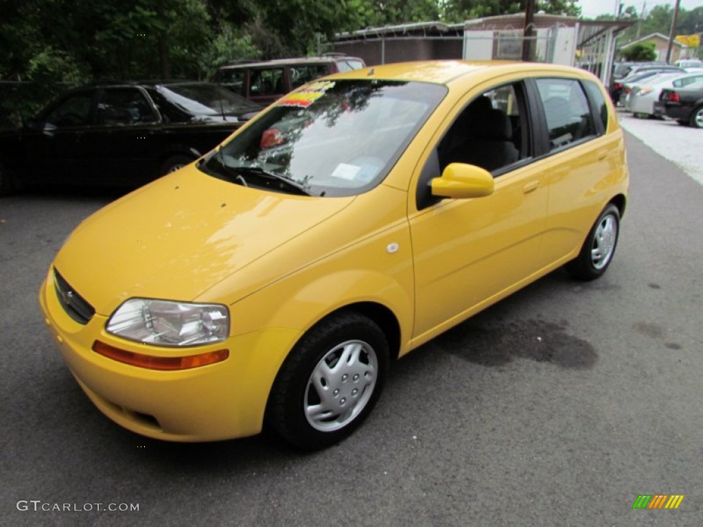 2005 Aveo LS Hatchback - Summer Yellow / Gray photo #10