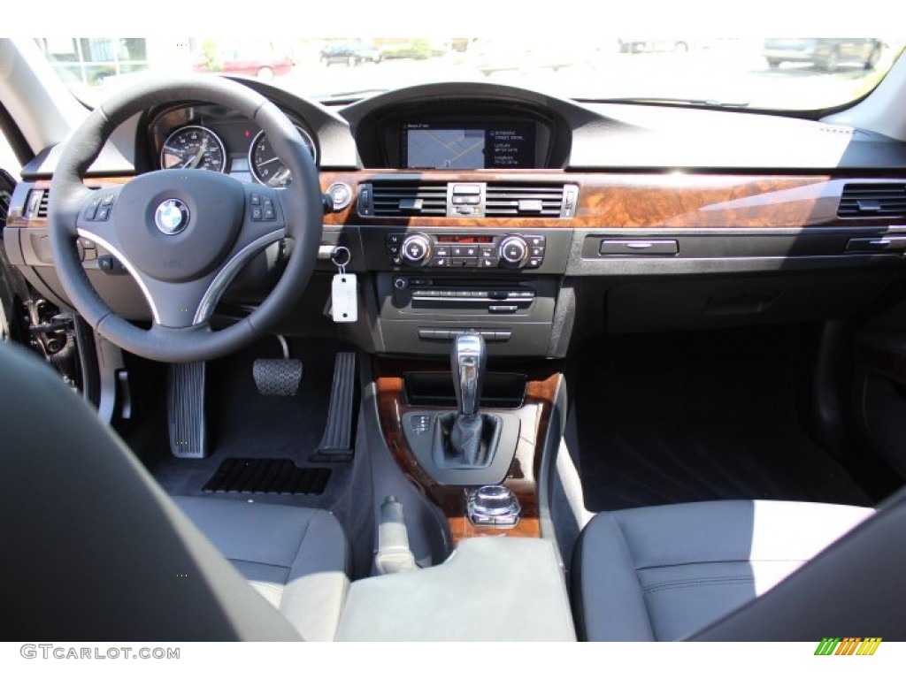 2010 3 Series 328i xDrive Coupe - Jet Black / Black photo #13
