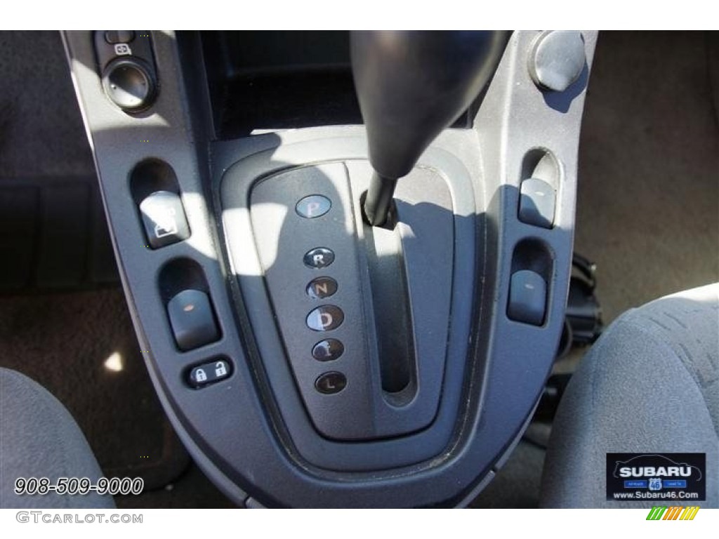 2002 VUE V6 AWD - Black Silver / Gray photo #18