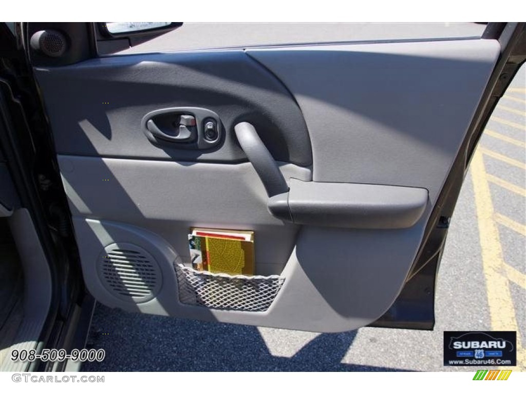 2002 VUE V6 AWD - Black Silver / Gray photo #47