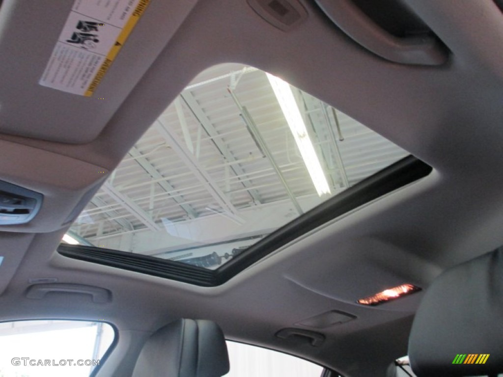 2012 BMW 7 Series 750Li xDrive Sedan Sunroof Photos