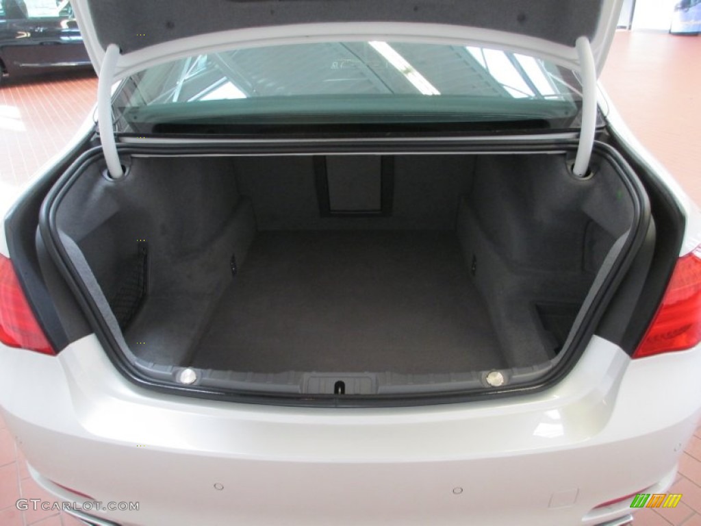 2012 BMW 7 Series 750Li xDrive Sedan Trunk Photo #67869115