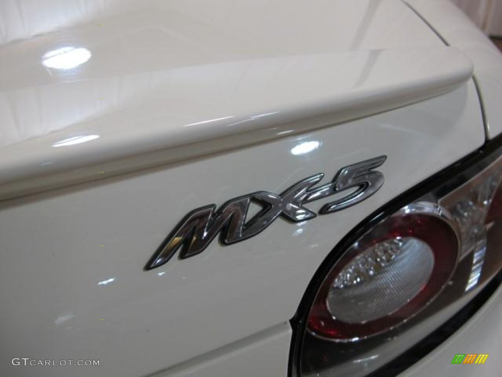 2006 Mazda MX-5 Miata Grand Touring Roadster Marks and Logos Photos