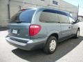 2005 Magnesium Pearl Dodge Grand Caravan SE  photo #2