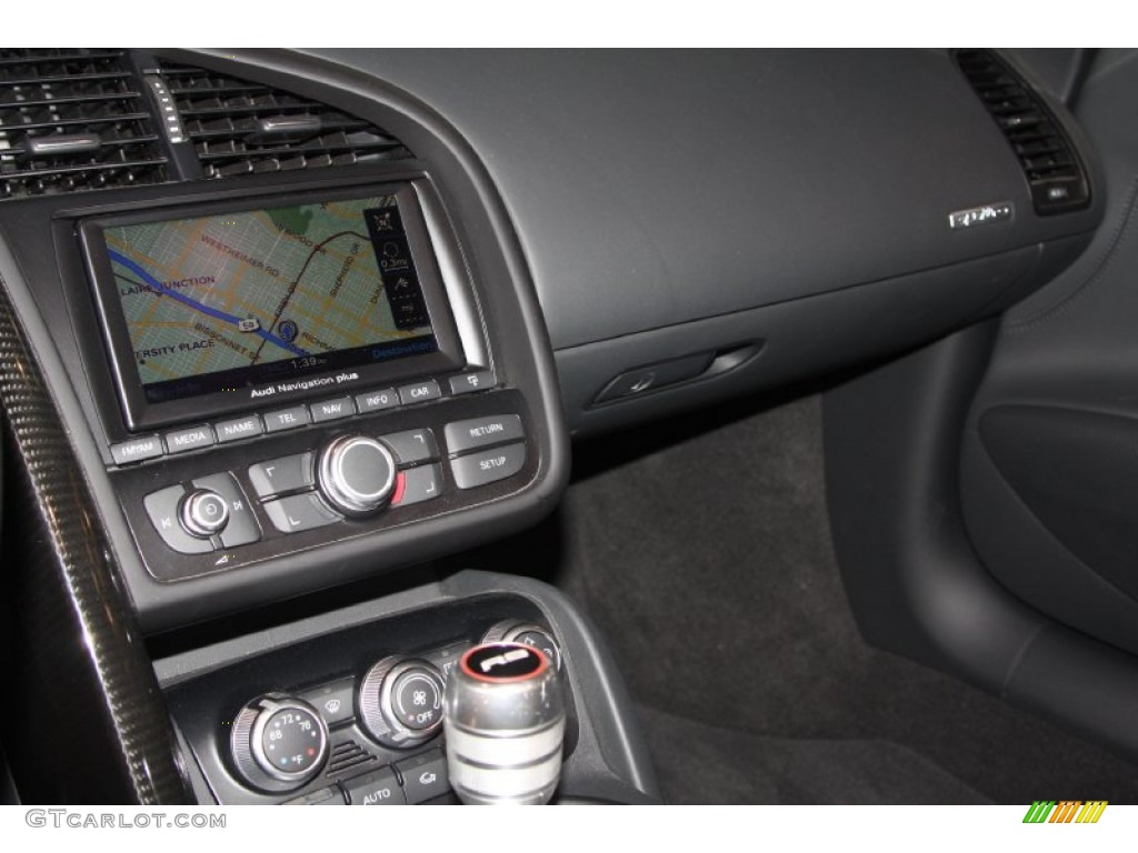2012 Audi R8 Spyder 5.2 FSI quattro Controls Photo #67871413