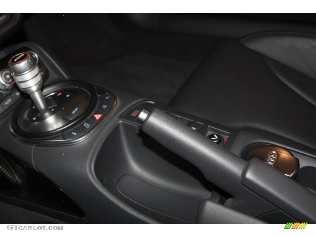 2012 Audi R8 Spyder 5.2 FSI quattro 6 Speed R tronic Automatic Transmission Photo #67871422