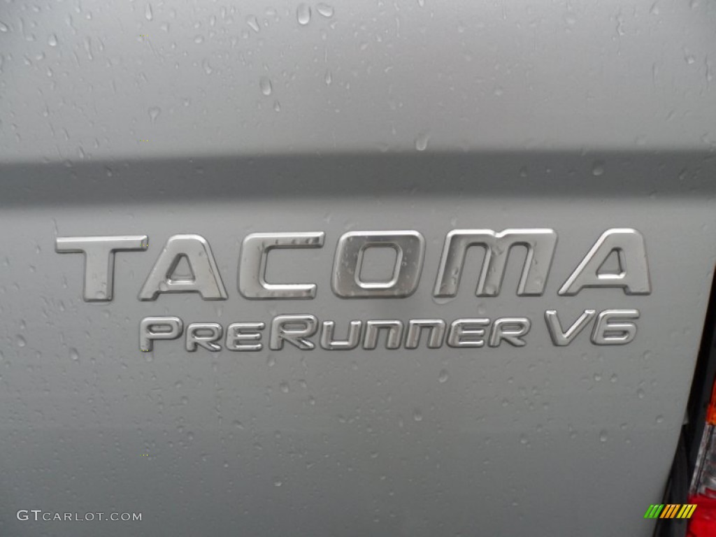 2003 Toyota Tacoma V6 PreRunner Xtracab Marks and Logos Photos