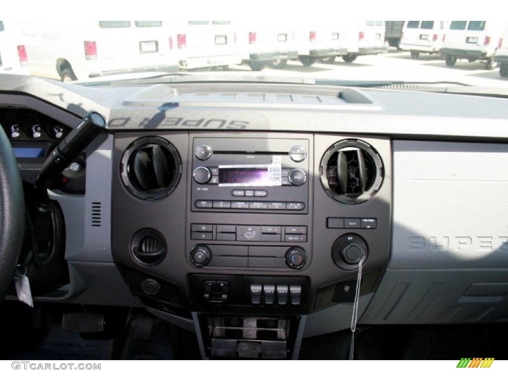 2012 Ford F550 Super Duty XL Regular Cab Stake Truck Controls Photo #67879909