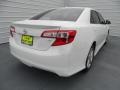Super White - Camry SE Photo No. 3