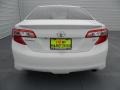 Super White - Camry SE Photo No. 4