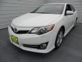 Super White - Camry SE Photo No. 6