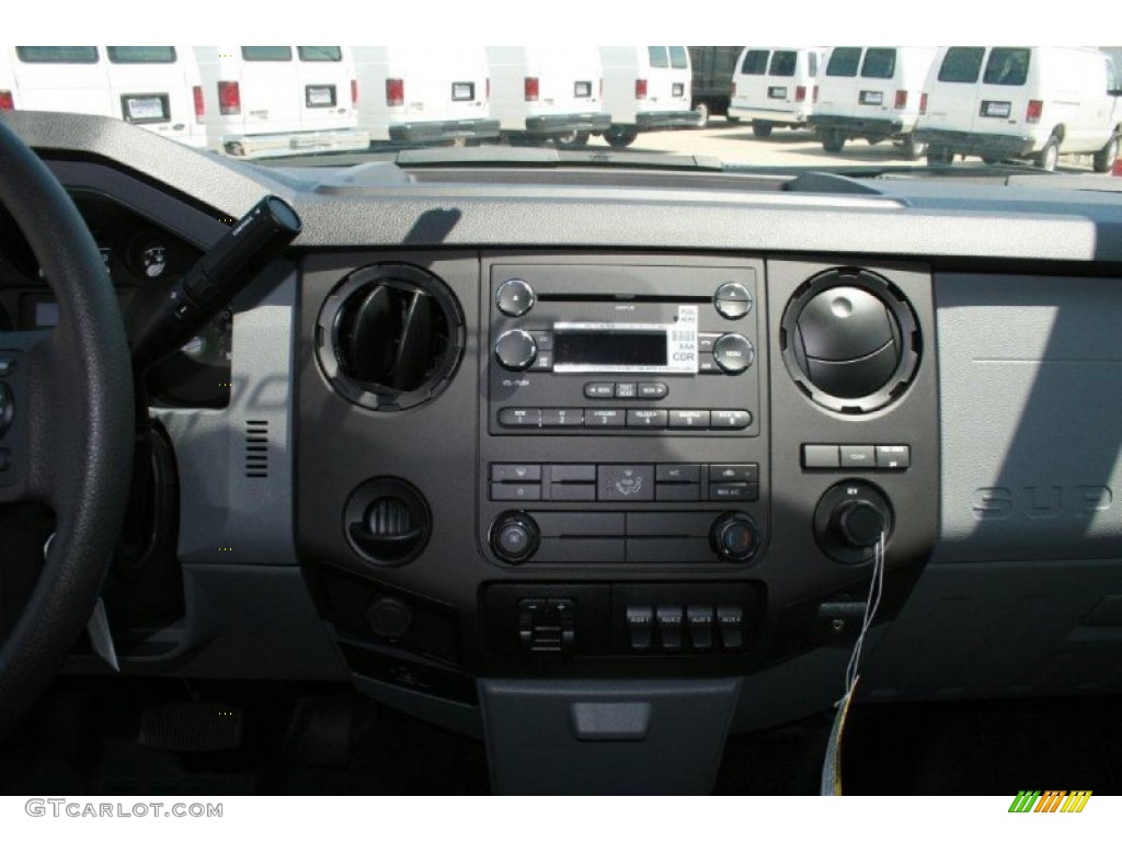 2012 F350 Super Duty XL Regular Cab Utility Truck - Oxford White / Steel photo #17