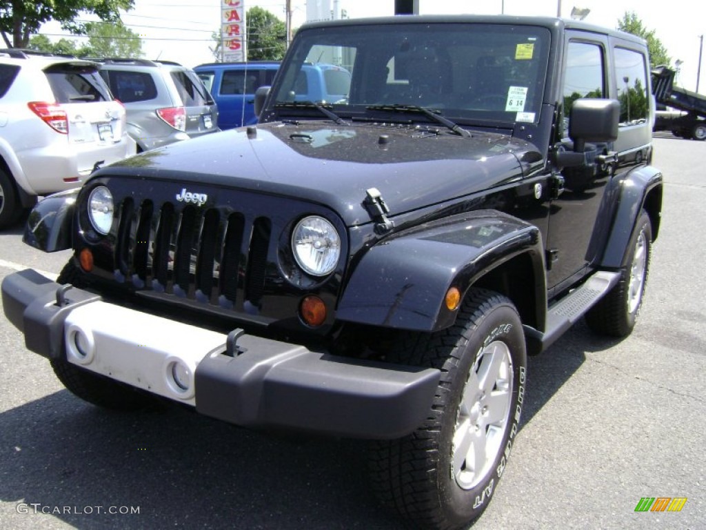 2010 Wrangler Sahara 4x4 - Black / Dark Slate Gray/Medium Slate Gray photo #1