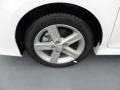 Super White - Camry SE Photo No. 10