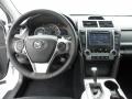 Super White - Camry SE Photo No. 25