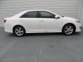 Super White - Camry SE Photo No. 2