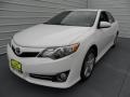 Super White - Camry SE Photo No. 6