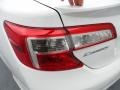 Super White - Camry SE Photo No. 11