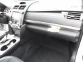Super White - Camry SE Photo No. 17