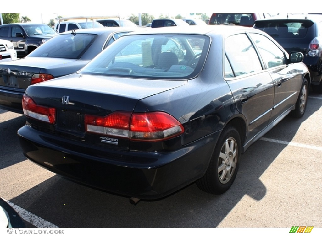 2002 Accord SE Sedan - Nighthawk Black Pearl / Quartz Gray photo #2