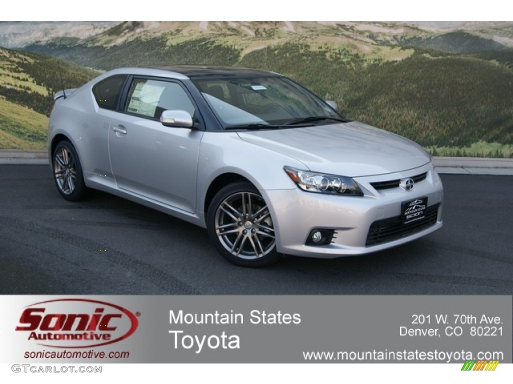 2013 Classic Silver Metallic Scion tC 67845179 Photo 6