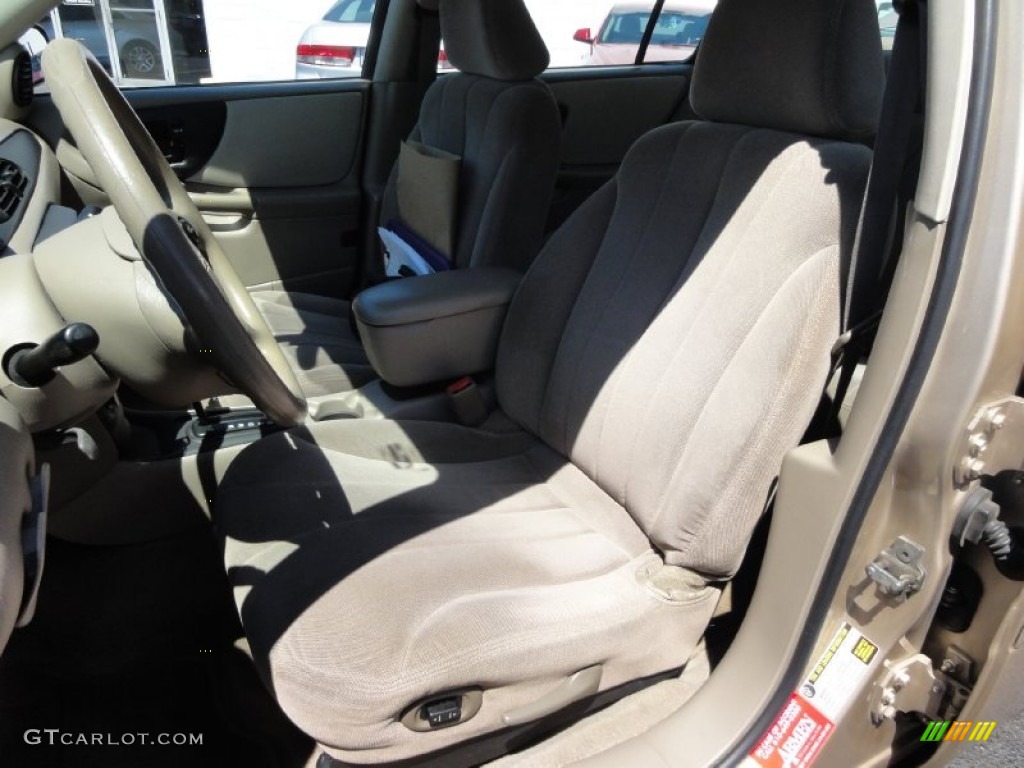 2005 Classic  - Light Driftwood Metallic / Neutral photo #18