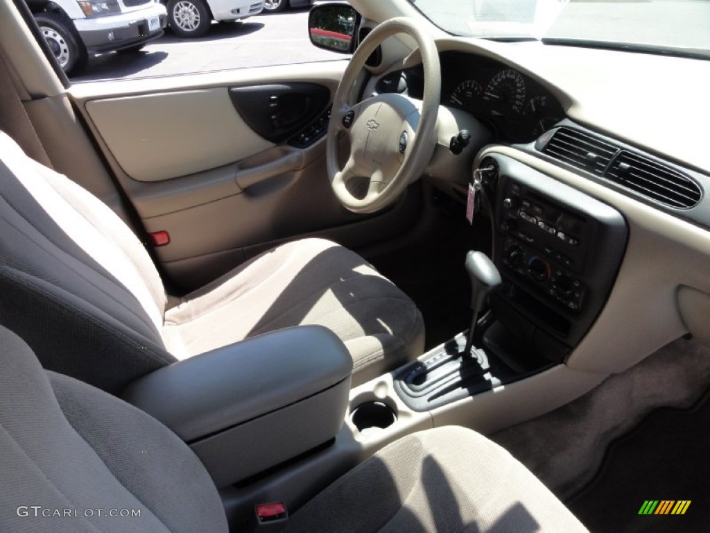 2005 Classic  - Light Driftwood Metallic / Neutral photo #20