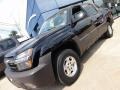 2003 Black Chevrolet Avalanche 1500 4x4  photo #3