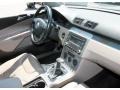 Deep Black - Passat 2.0T Sedan Photo No. 4