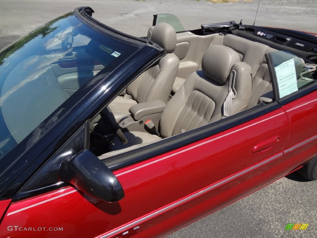 2001 Sebring LXi Convertible - Inferno Red Tinted Pearlcoat / Sandstone photo #9
