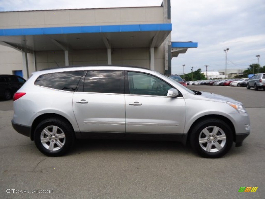 2010 Traverse LT AWD - Silver Ice Metallic / Ebony photo #5