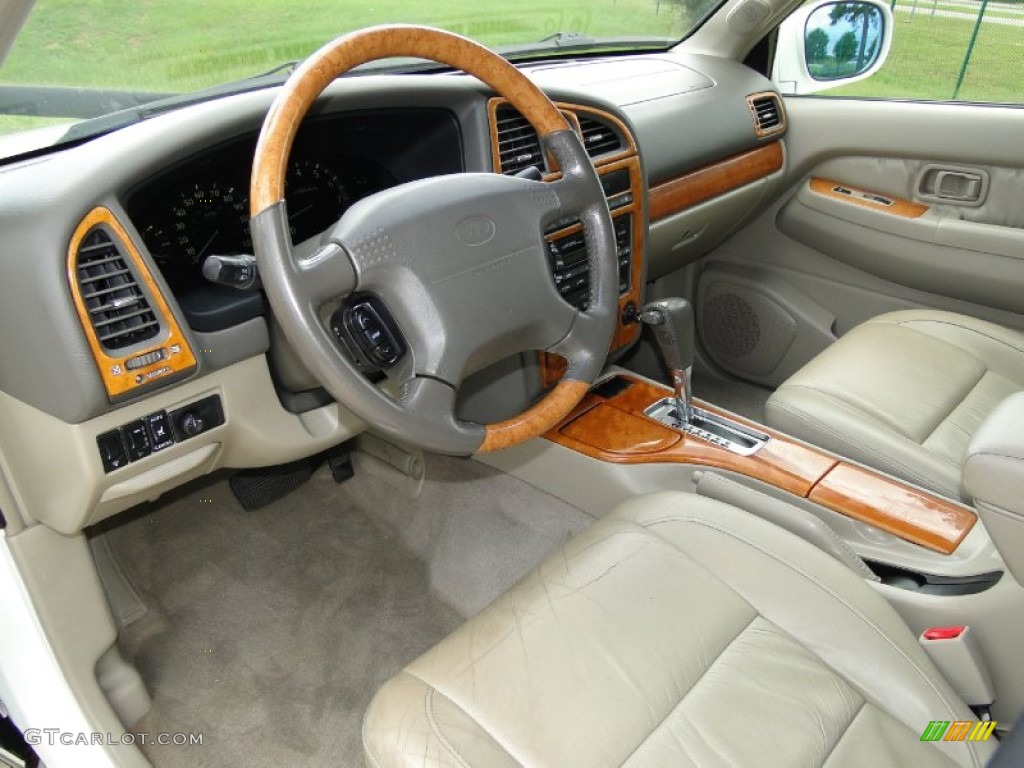 2001 Infiniti QX4 Standard QX4 Model Interior Color Photos