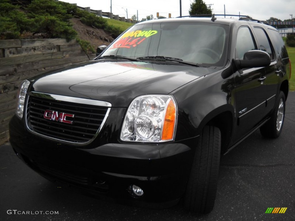 2012 Yukon SLT 4x4 - Onyx Black / Light Tan photo #1