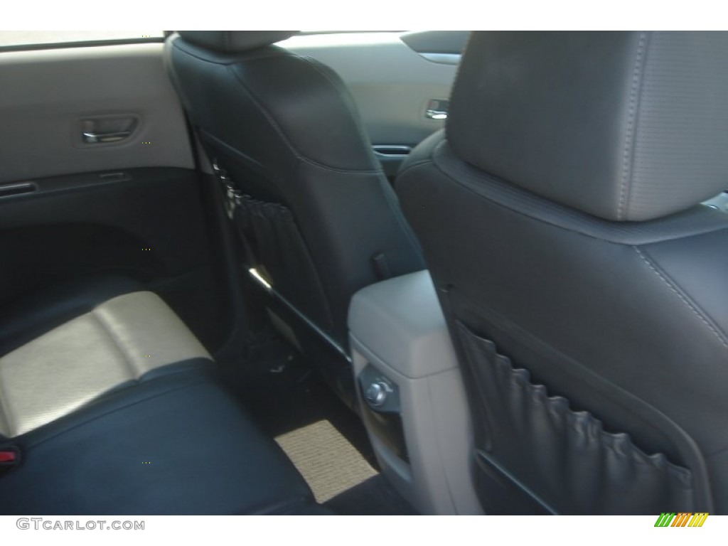 2007 B9 Tribeca Limited 7 Passenger - Diamond Gray Metallic / Slate Gray photo #54