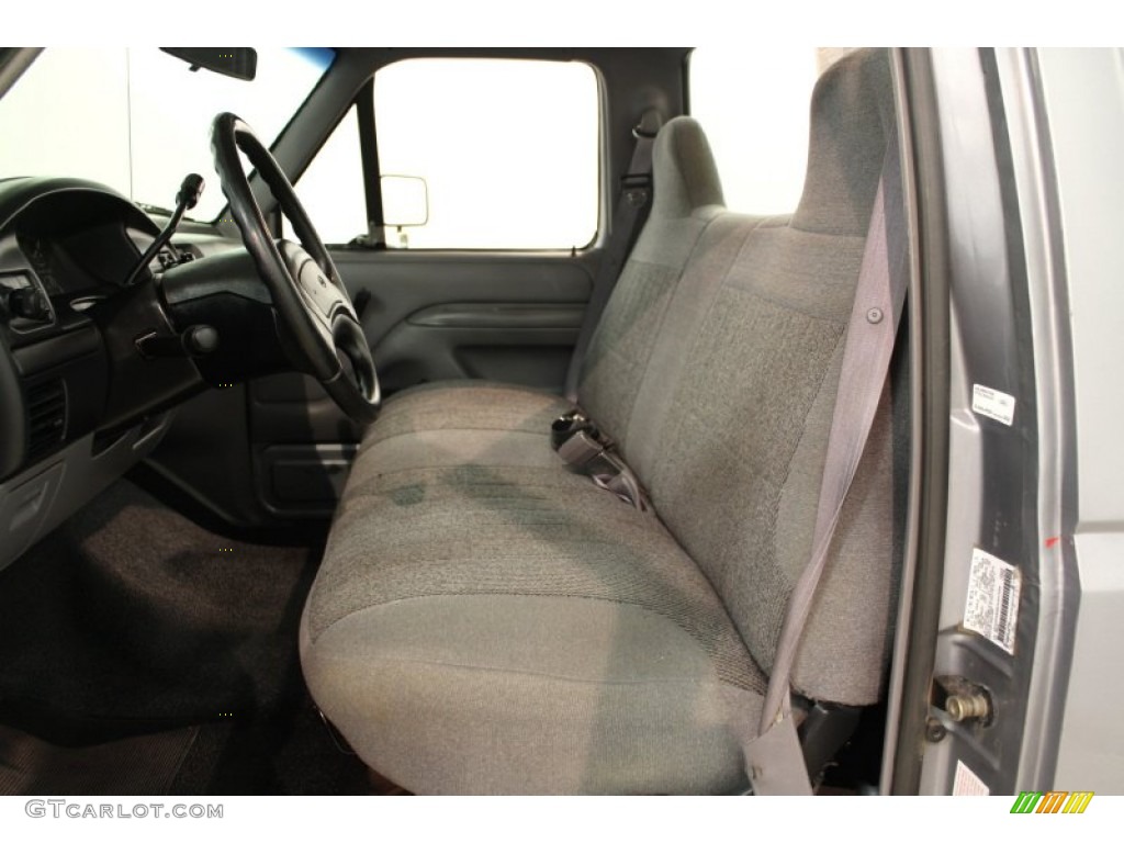 Grey Interior 1996 Ford F250 XL Regular Cab Photo #67899579