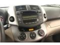 Super White - RAV4 V6 4WD Photo No. 8