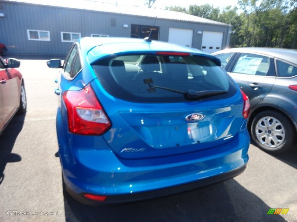 2012 Focus SEL 5-Door - Blue Candy Metallic / Charcoal Black photo #2