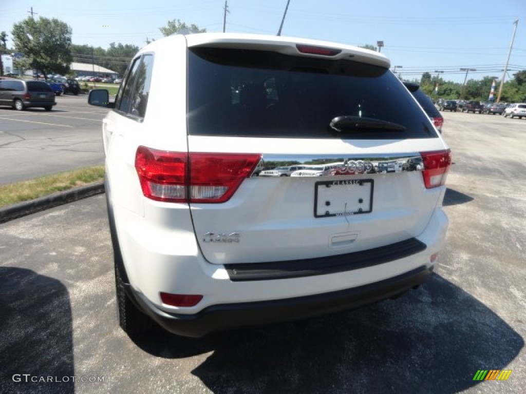 2012 Grand Cherokee Laredo 4x4 - Stone White / Black photo #3
