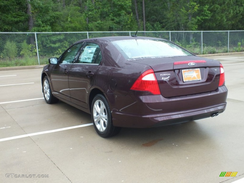 2012 Fusion SE - Bordeaux Reserve Metallic / Camel photo #7