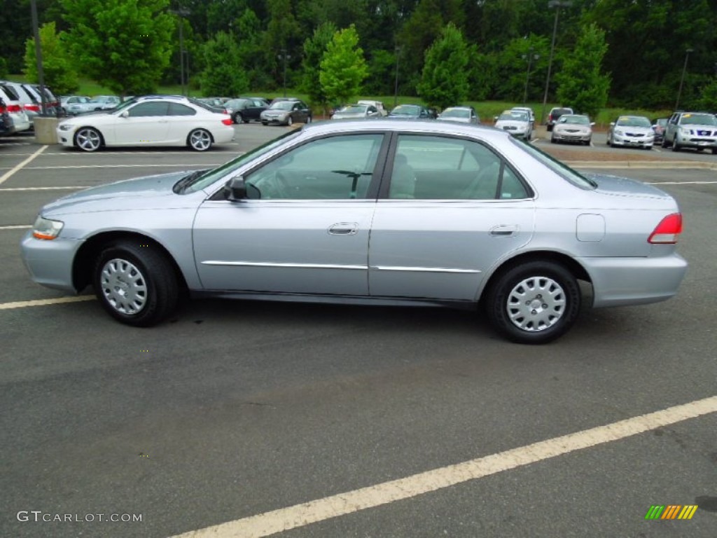 2002 Accord VP Sedan - Satin Silver Metallic / Quartz Gray photo #6