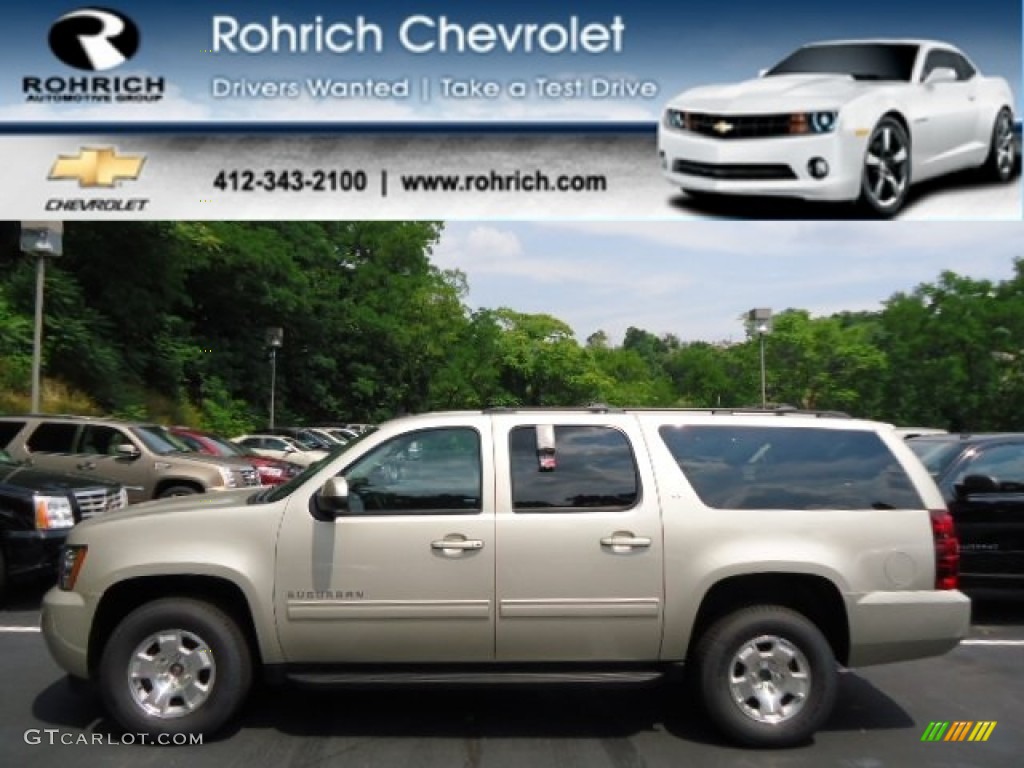 Champagne Silver Metallic Chevrolet Suburban