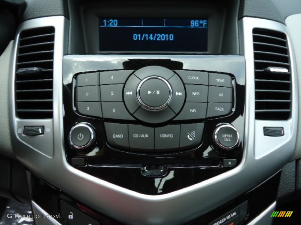2012 Chevrolet Cruze LS Controls Photos