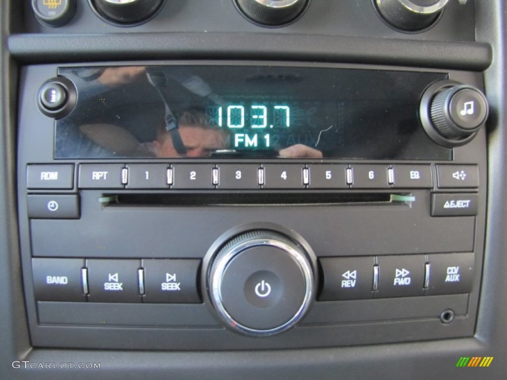 2012 Chevrolet Express LT 3500 Passenger Van Audio System Photo #67908086