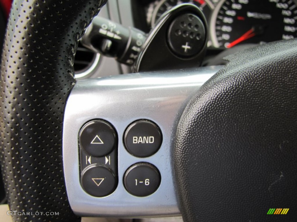 2008 Pontiac Grand Prix GXP Sedan Controls Photo #67909484