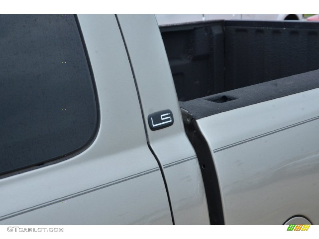 2003 Silverado 1500 LS Extended Cab - Light Pewter Metallic / Tan photo #13