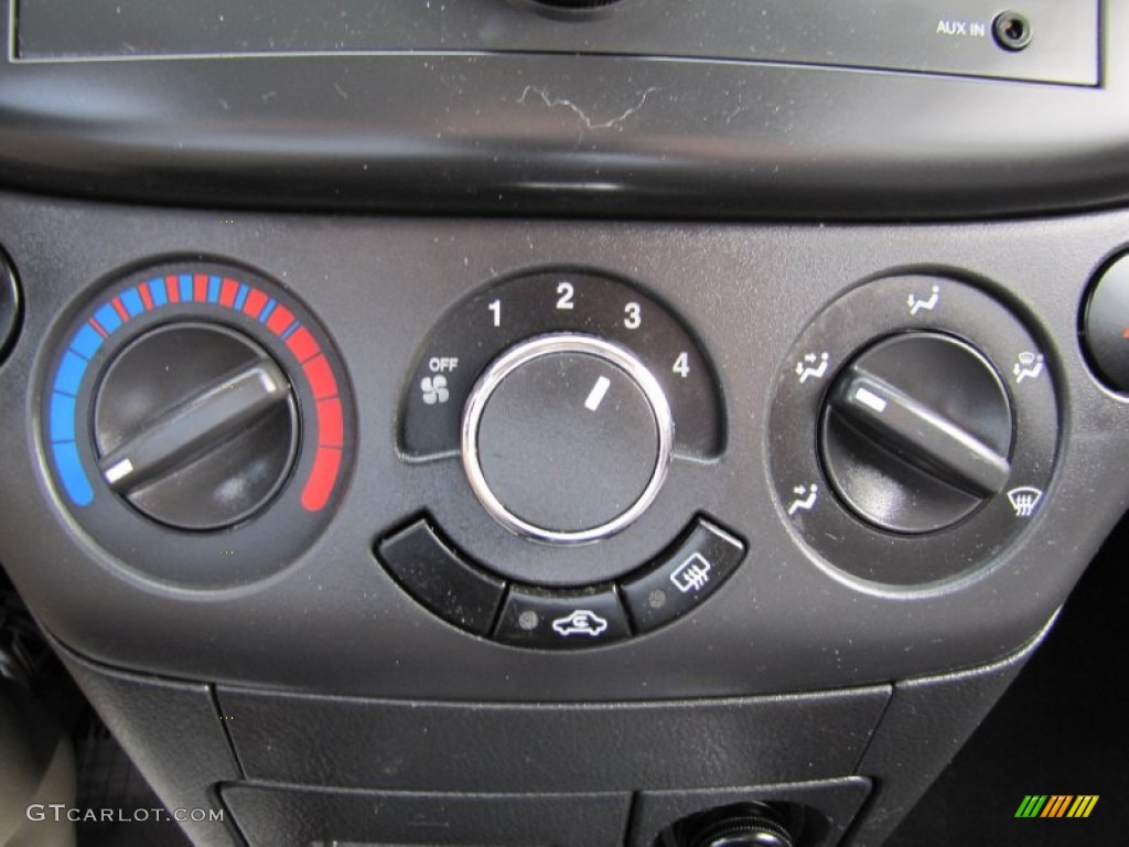 2010 Aveo Aveo5 LS - Sport Red / Charcoal photo #16