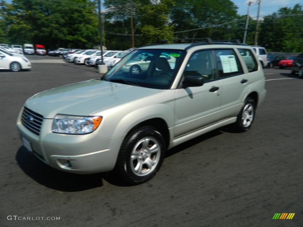 2007 Forester 2.5 X - Champagne Gold Opal / Desert Beige photo #1